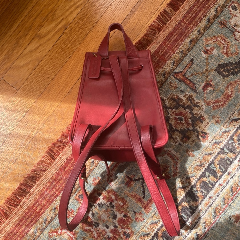 Vintage Coach Red Leather Daypack Backpack No. 9960 - Picture 2 of 4